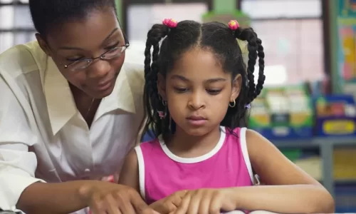 SUBJECTS/NURSERY/BASIC/Verbal Reasoning